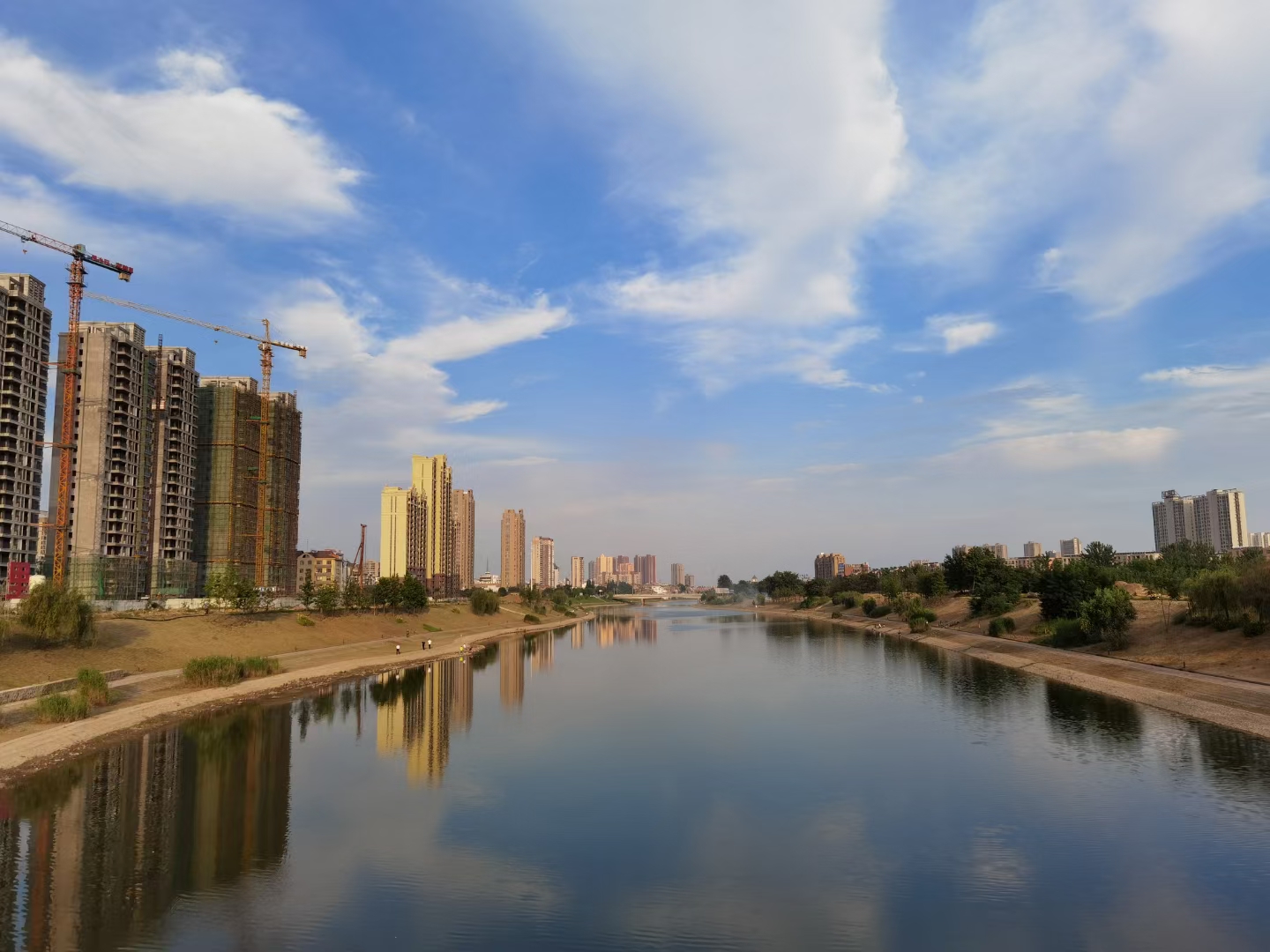 天門河水草清理后效果展示 天門河水草清理后效果展示